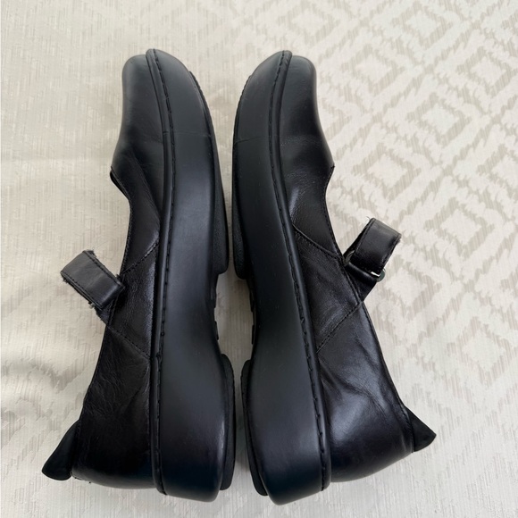 Naot Black Leather Women's Mary Jane Comfort Shoes Size 38/ 7/7.5 US - Picture 6 of 9